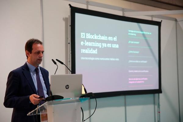 conferencia de Pedro López en expoelearning sobre Blockchain