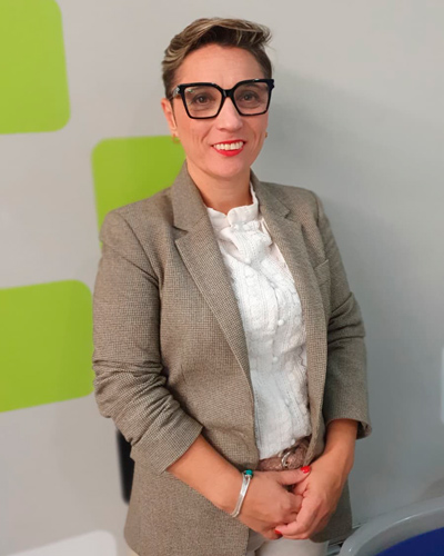 Judit Meiriño, experta en ciberseguridad Retrato de Judit Meiriño, experta en ciberseguridad