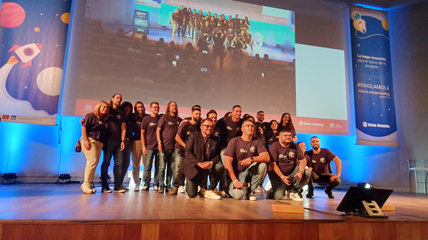 Auditorio de Palexco, en Coruña durante el congreso de marketing de Raiola, con todo el equipo de trabajo