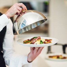 Cursos gratuitos de hostelería y turismo para trabajadores, autónomos y desempleados