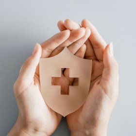 Cursos gratis sociosanitarios online y presenciales
