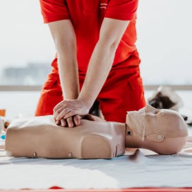 Curso Reanimación cardiopulmonar - Servef
