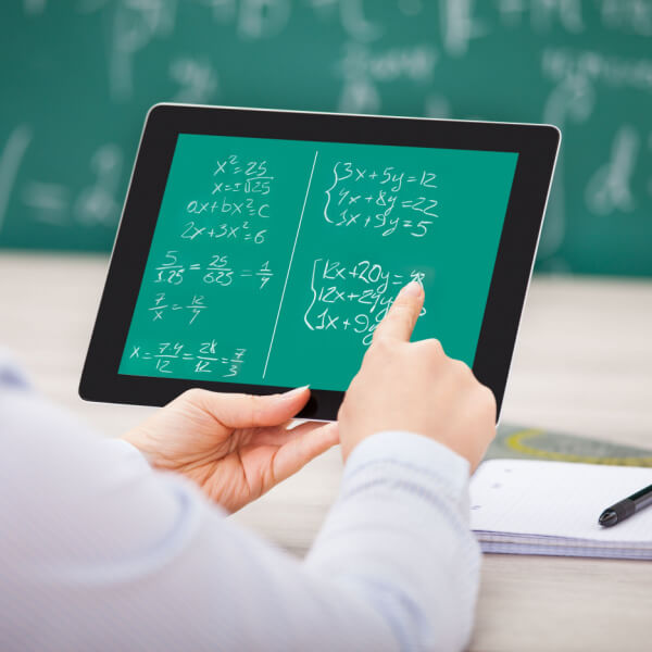 Uso de tabletas en el aula Uso de tabletas en el aula