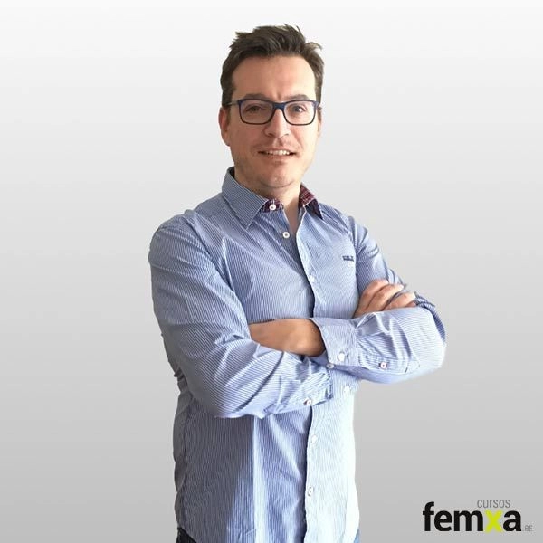 Manel Rives: &quot;el conocimiento se genera en el cerebro de las personas que intentamos formar &quot;
